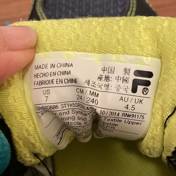 Fila Coolmax Memory Foam Running Shoe. Black/Aqua. Size 7. - Picture 7 of 8